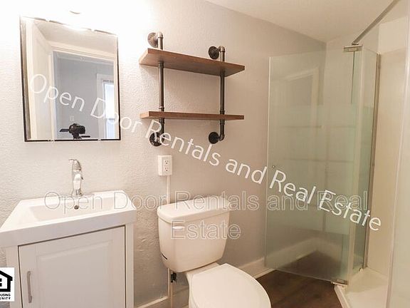 4th image of 1006 Runnion Ave APT 102