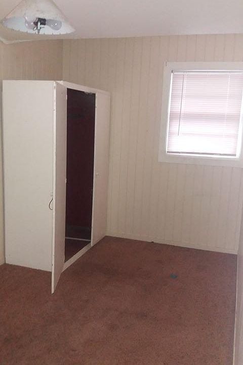 2nd image of 1216 Maple St APT 2