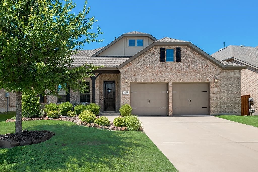 7909 Fossil Creek Trl, Mckinney, TX 75071 | MLS #20594667 | Zillow