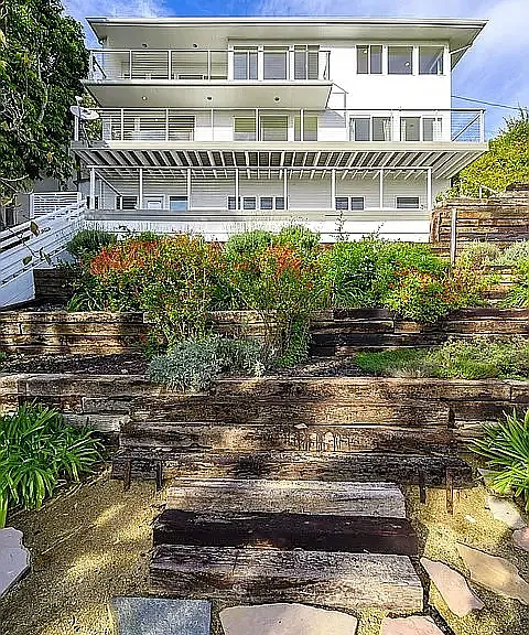 8376 Hollywood Blvd — Photo 65