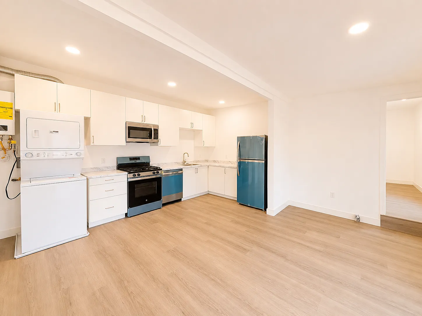 1 bed, 750 sqft, $2,499 — Photo 4