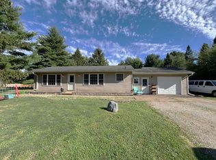 69520 Eisenhower Rd, Sturgis, MI 49091