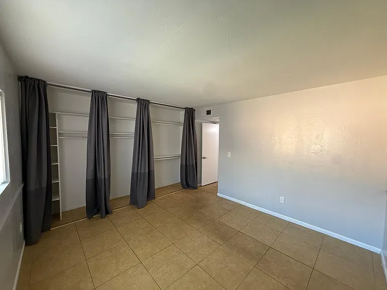 126 W Loma Vista Dr #101 — Photo 11