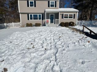 14 Lauren Ln, Norwich, CT 06360