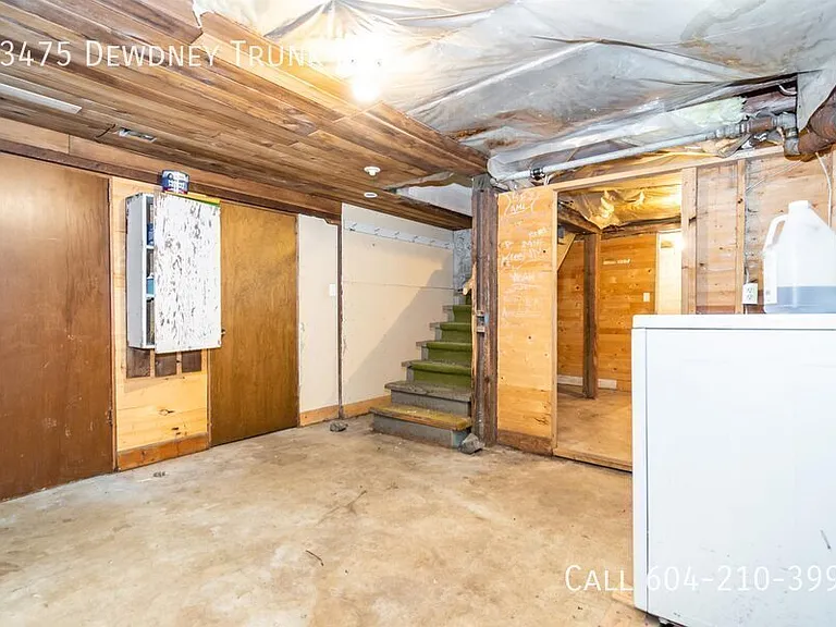 33475 Dewdney Trunk Rd — Photo 20