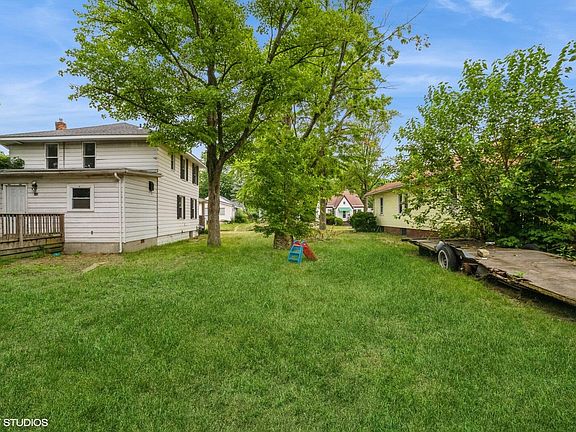 4th image of 236 N Ashland Ave