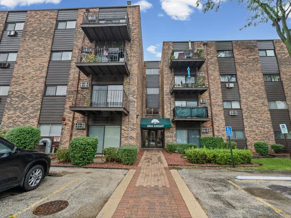 8894 Knight Ave #108, Des Plaines, IL 60016