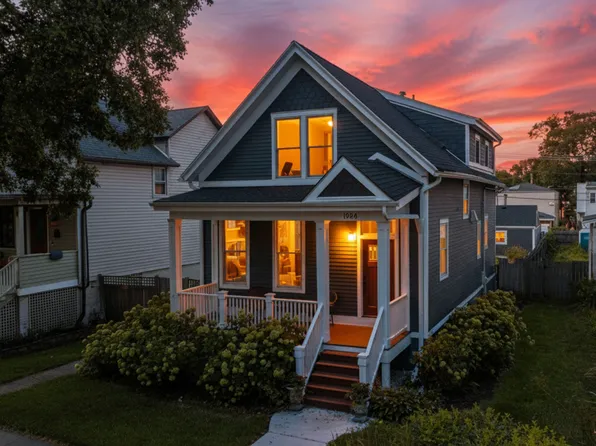 1924 Wesley Ave, Evanston, IL 60201