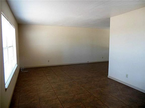 2nd image of 2225 Mermaid Dr