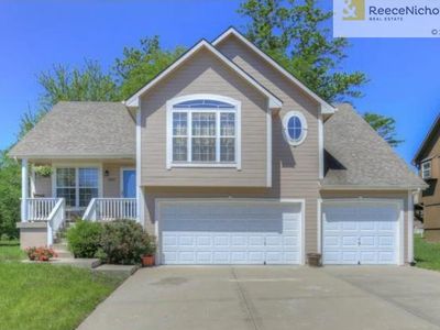 1603 NW Pond Ave, Grain Valley, MO, 64029