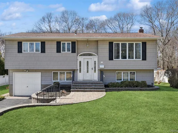 14 Wenmore Road, Commack, NY 11725