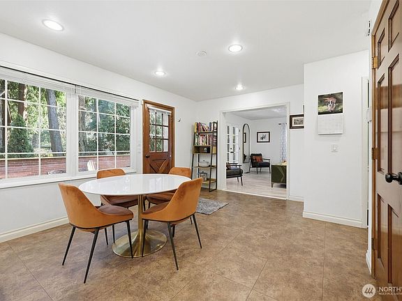 5th image of 7009 NE 74th Avenue