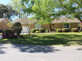879 Friendly Cir, Charleston, SC 29414