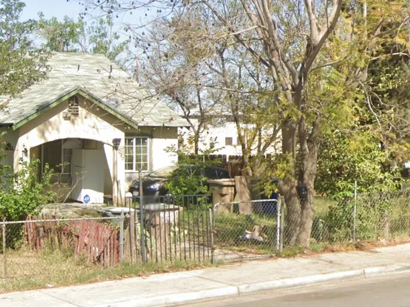 2030 King St, Bakersfield, CA 93305