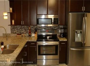 22563 SW 66th Ave APT 206, Boca Raton, FL 33428