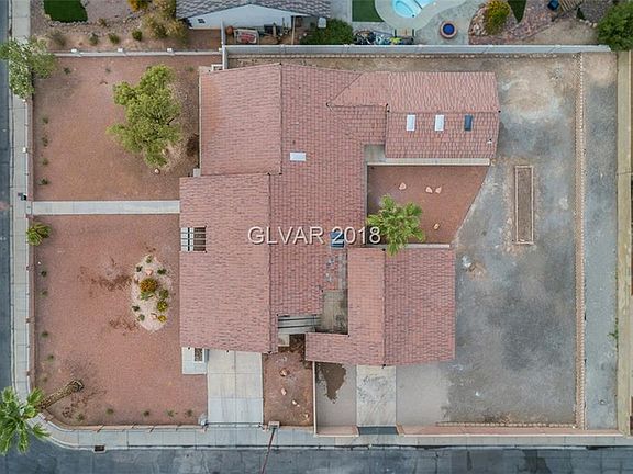4th image of 5517 Palm St
