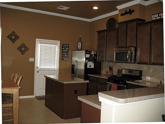 5th image of 1319 Ainsley Way