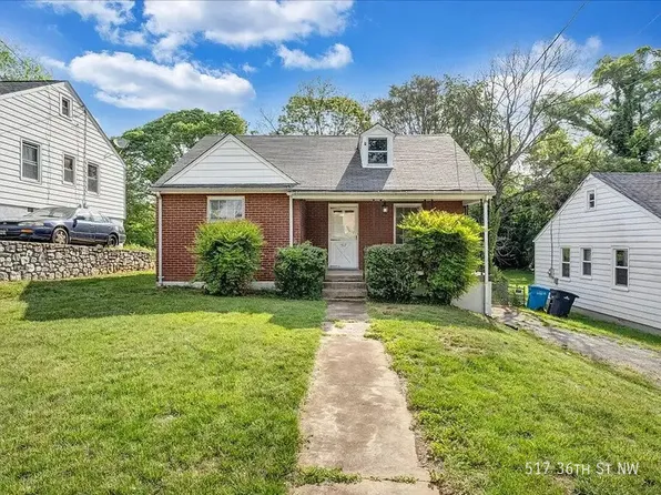 517 36th St NW, Roanoke, VA 24017