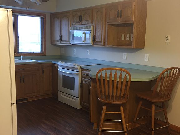 4th image of 2713 Linda Ct
