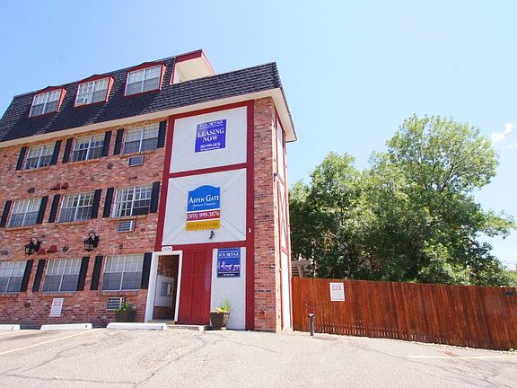2nd image of 2424 S York St APT 104