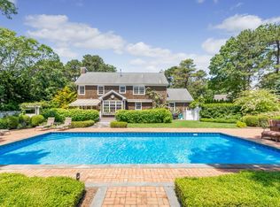 12 Sachems Path, Wainscott, NY 11975