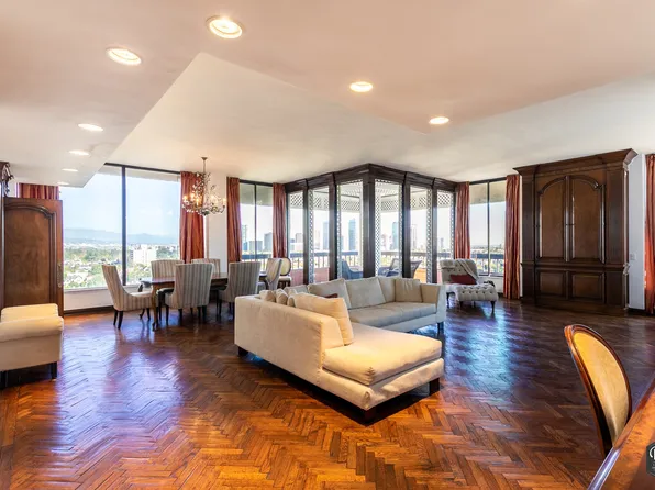 10590 Wilshire Blvd APT 1802, Los Angeles, CA 90024