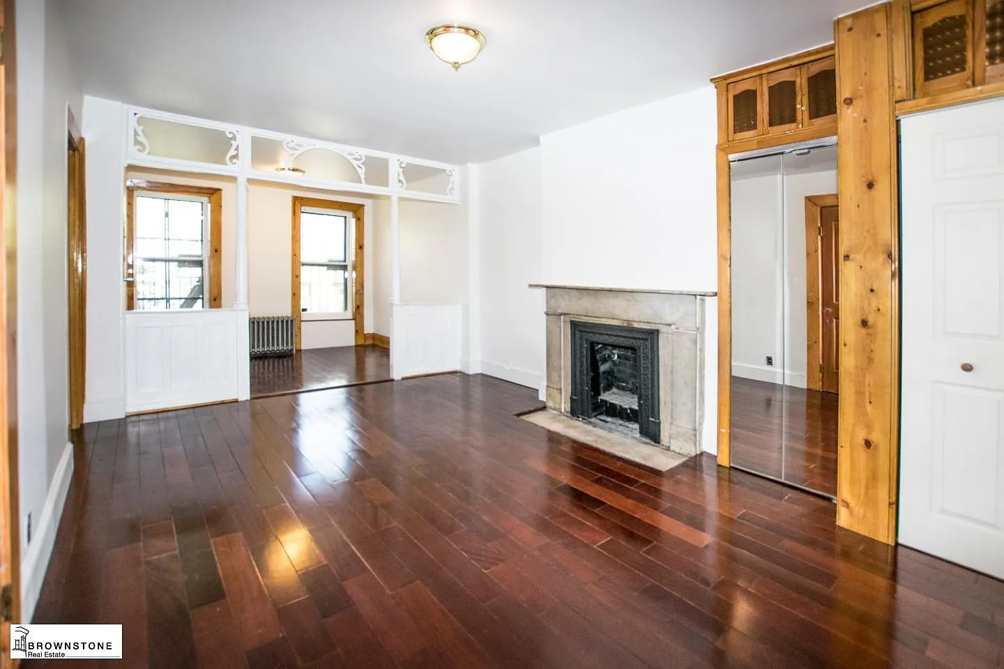 283 Pacific St — Photo 1