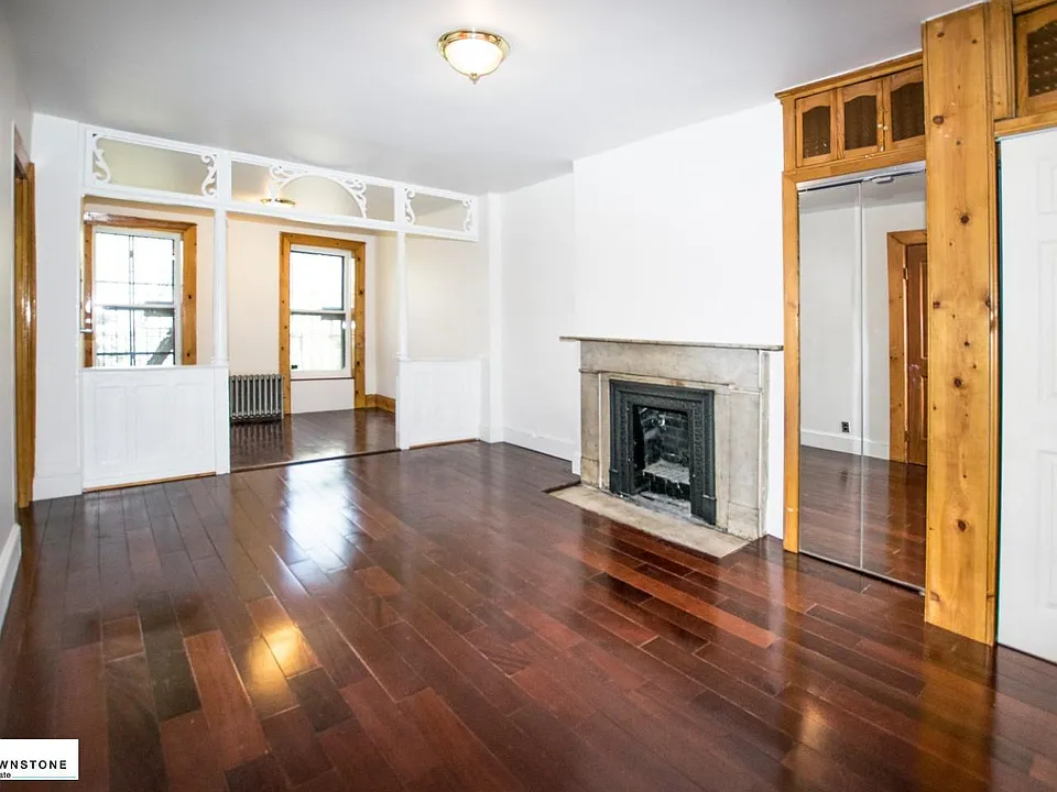 283 Pacific St #3