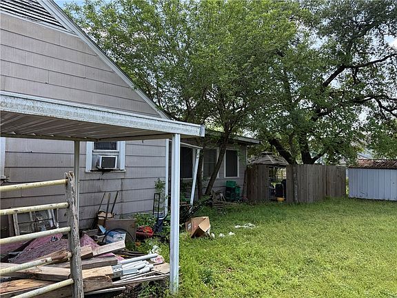 5th image of 1010 Milner Dr