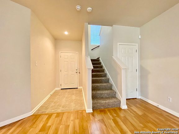 3rd image of 10107 Roseangel Ln