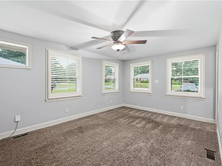 1171 Starline Dr SE — Photo 16