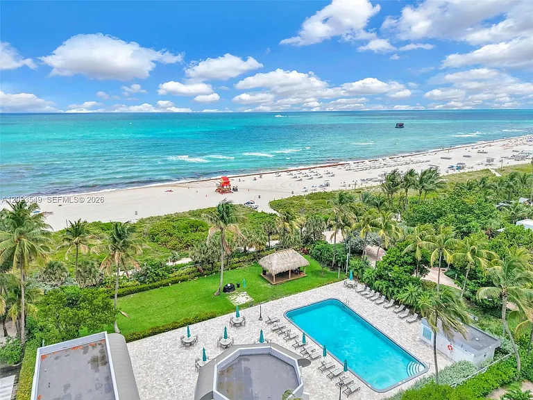 2401 Collins Ave #504 — Photo 33