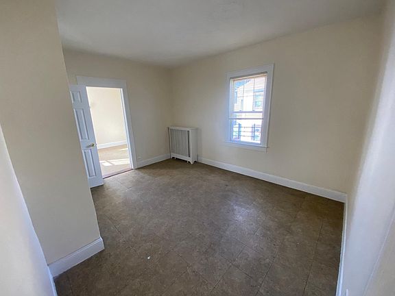 3rd image of 410 S 10th Ave APT 3
