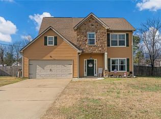 24 Churchhill Dr, Fort Mitchell, AL 36856