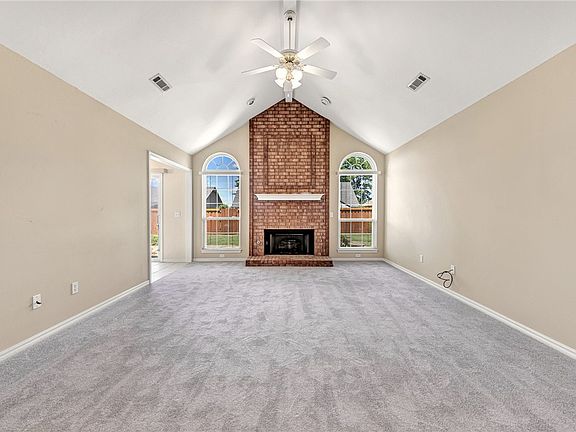 5th image of 3507 W Margaret Pl
