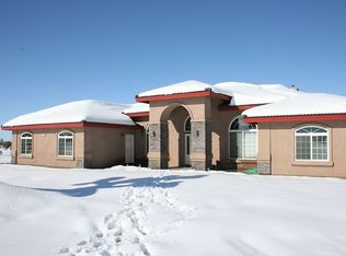 11242 Bolinas Rd, Oak Hills, CA 92344