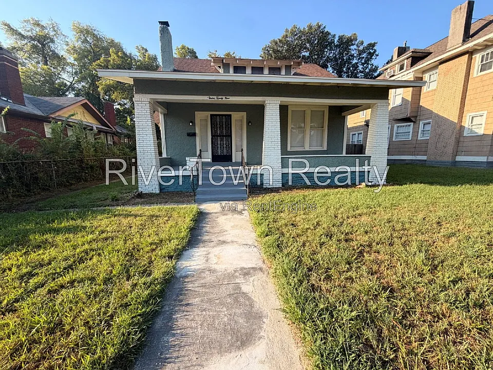 1229 Faxon Ave