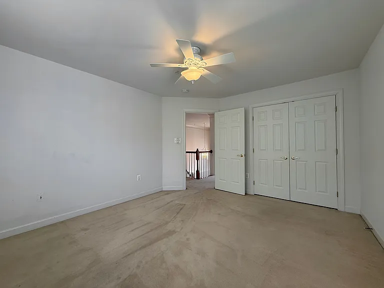 4415 Medallion Dr — Photo 36