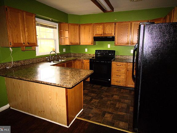 5th image of 301 Glendale Dr