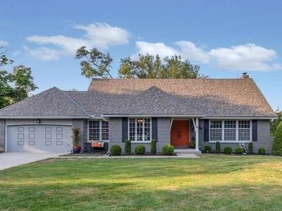 9006 W 104th Ter, Overland Park, KS, 66212