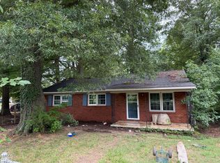 801 Holt St, Mebane, NC 27302