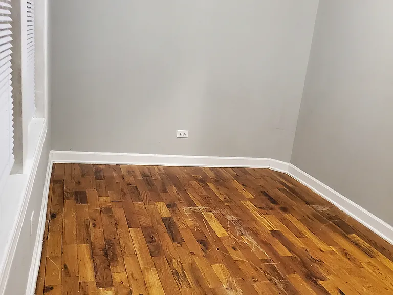 bedroom2.5
