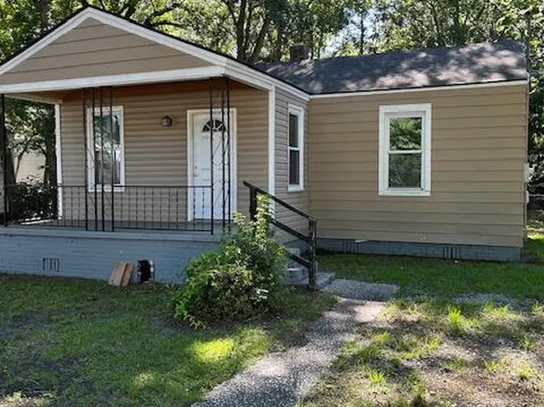 2795 Ranger Dr, North Charleston, SC 29405