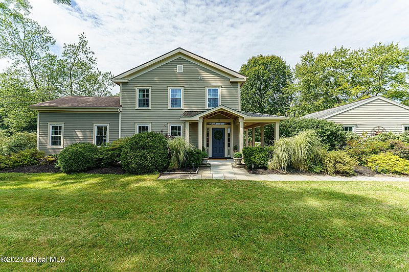 3rd image of 62 Meehan Road
