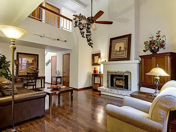 10 W Georgia Ave Unit 12-large-007-011-L