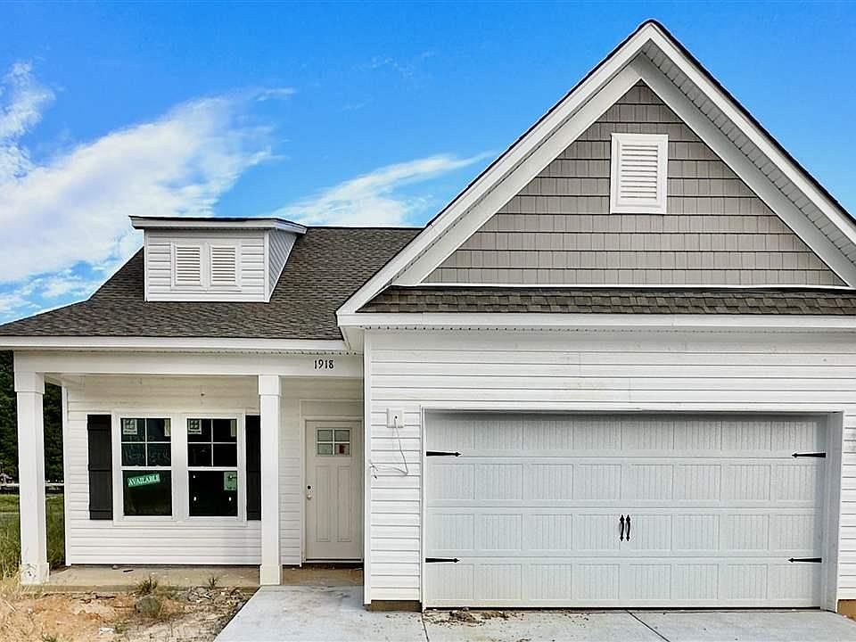 1st image of 1918 Horlbeck St (lot 25)