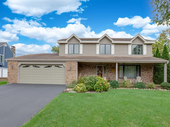 N675 Herrick Dr, Wheaton, IL 60187