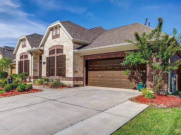 3rd image of 4402 Ashley Ln