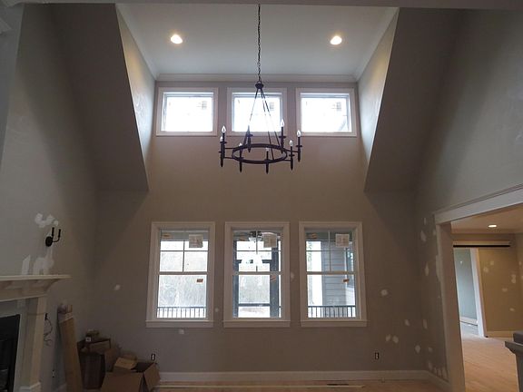 3rd image of 3136 Whistling Way #179