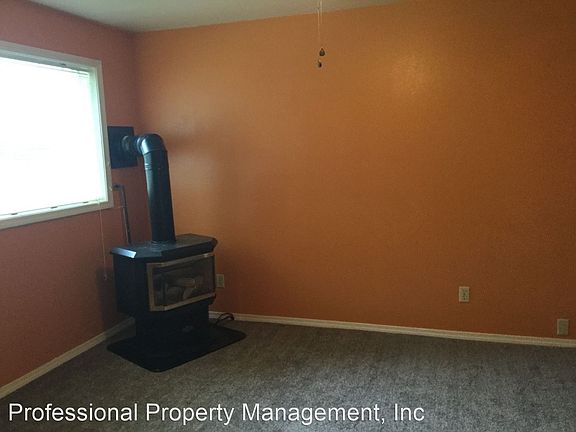 3rd image of 1407 Stoddard St APT 1